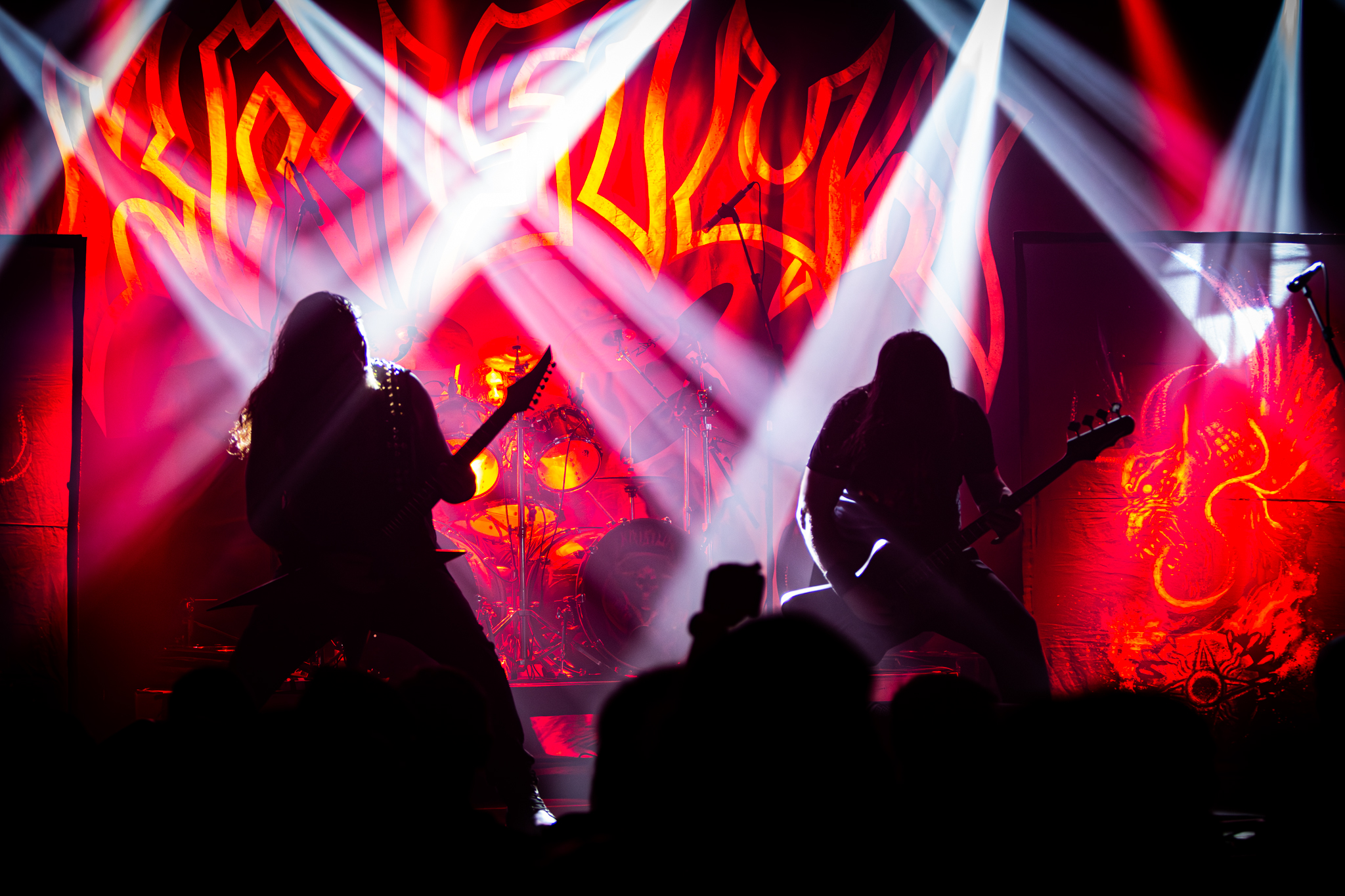 Krisiun no Opinião: Brutalidade, devoção e roda insana